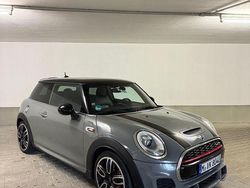 Grau Gebraucht 2017 Mini John Cooper Works Kleinwagen | 21.500 € (Fairer Preis)