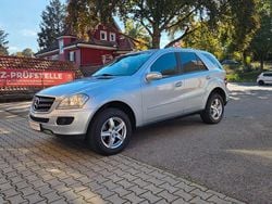 Silber Gebraucht 2006 Mercedes ML280 SUV | 10.995 € (Fairer Preis)