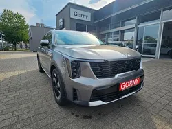 Grau Neu 2024 Kia Sorento SUV | 56.799 € (Etwas zu teuer)