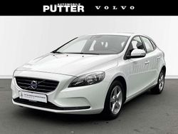 Weiss Gebraucht 2015 Volvo V40 Linje You! Kombi | 14.590 € (Teuer)