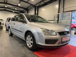 Silber Gebraucht 2006 Ford Focus Limousine | 3.490 € (Etwas zu teuer)