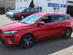 Rot Gebraucht 2023 MG MG5 EV Luxury Kombi | 17.850 € (Guter Preis)