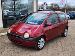 Rot Gebraucht 2001 Renault Twingo Expression Kleinwagen | 1.190 € (Etwas zu teuer)