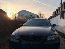 Schwarz Gebraucht 2006 BMW 318 Kombi | 2.500 € (Fairer Preis)