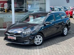 Zilinaschwarz Gebraucht 2023 Kia Ceed Sportswagon 2 Kombi | 26.880 € (Fairer Preis)