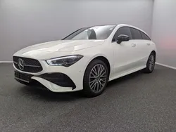 Weiß Gebraucht 2024 Mercedes CLA250e Shooting Brake AMG line Kombi | 37.499 € (Fairer Preis)