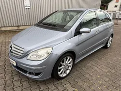 Blau Gebraucht 2006 Mercedes B200 Van / Kleinbus | 7.980 € (Etwas zu teuer)
