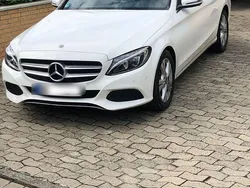 Weiß Gebraucht 2018 Mercedes C180 Kombi | 20.799 € (Fairer Preis)