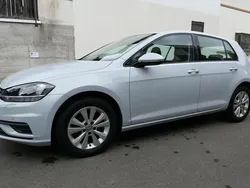 White silver metallic Gebraucht 2017 VW Golf VII Limousine | 15.490 € (Fairer Preis)