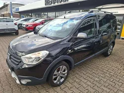 Perlmuttschwarz Gebraucht 2016 Dacia Dokker Stepway Van | 11.900 € (Fairer Preis)