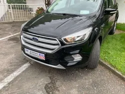 Iridium schwarz mica Gebraucht 2019 Ford Kuga Trend SUV | 17.550 € (Guter Preis)