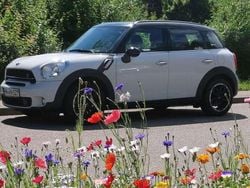 Weiß Gebraucht 2016 Mini Park Lane Countryman SUV | 11.900 €