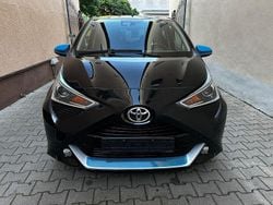 Schwarz Gebraucht 2018 Toyota Aygo Trend Kleinwagen | 9.990 € (Fairer Preis)