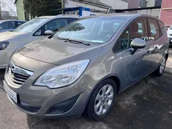 Muskatgrau/muskat braun Gebraucht 2013 Opel Meriva Active Van / Kleinbus | 5.999 € (Fairer Preis)