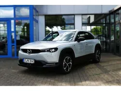 Gebraucht 2023 Mazda MX30 Makoto SUV | 30.745 € (Etwas zu teuer)