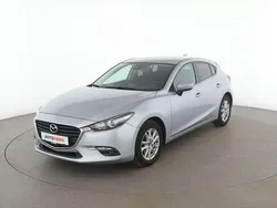Grau Gebraucht 2017 Mazda 3 Center-Line Limousine | 16.770 € (Teuer)