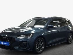 Chrome blue metallic (metallic) Gebraucht 2024 Ford Focus ST-Line X Kombi | 23.449 € (Guter Preis)