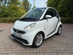 Weiß Gebraucht 2014 Smart ForTwo Cabrio Cabrio | 8.950 € (Etwas zu teuer)