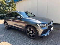 Grau Gebraucht 2020 Mercedes GLC220 AMG line SUV | 30.950 € (Fairer Preis)