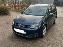 Blau Gebraucht 2011 VW Touran Van / Kleinbus | 3.200 € (Guter Preis)