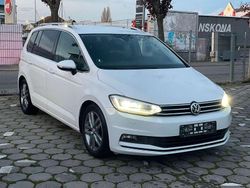 Weiß Gebraucht 2018 VW Touran Highline Van / Kleinbus | 15.390 € (Superpreis)