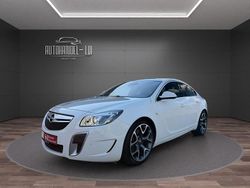 Weiß Gebraucht 2011 Opel Insignia OPC Limousine | 12.990 € (Teuer)