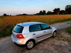 Silber Gebraucht 2005 VW Golf IV Comfortline Limousine | 1.950 € (Fairer Preis)