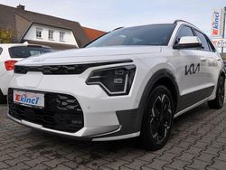 Weiß Gebraucht 2024 Kia e-Niro Inspiration SUV | 39.400 €