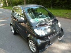 Schwarz Gebraucht 2006 Smart ForTwo Coupé Pure Coupé | 1.990 € (Guter Preis)