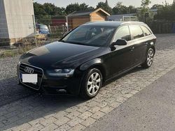 Schwarz Gebraucht 2013 Audi A4 Ambiente Kombi | 8.200 € (Fairer Preis)
