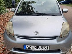 Silber Gebraucht 2006 Daihatsu Sirion Kleinwagen | 2.450 € (Etwas zu teuer)