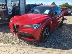Rot Gebraucht 2022 Alfa Romeo Stelvio Veloce SUV | 33.900 € (Guter Preis)