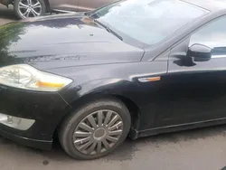 Schwarz Gebraucht 2010 Ford Mondeo Limousine | 5.500 € (Teuer)