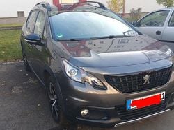Grau Gebraucht 2019 Peugeot 2008 GT-line SUV | 12.300 € (Guter Preis)