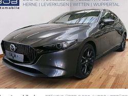 Grau Gebraucht 2024 Mazda 3 Exclusive Limousine | 27.410 € (Fairer Preis)