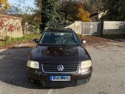 Braun Gebraucht 2004 VW Passat Basis Kombi | 1.800 € (Guter Preis)
