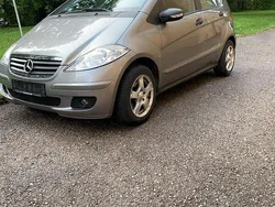 Grau Gebraucht 2008 Mercedes A180 Kleinwagen | 2.650 € (Teuer)