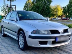 Silber Gebraucht 2002 Mitsubishi Carisma Limousine | 3.499 €