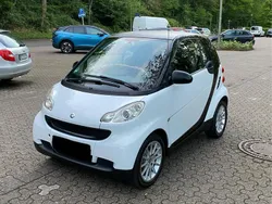 Weiß Gebraucht 2009 Smart ForTwo Coupé Kleinwagen | 3.890 € (Fairer Preis)