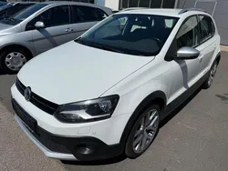 Weiß Gebraucht 2016 VW Polo Cross Kleinwagen | 9.390 € (Guter Preis)