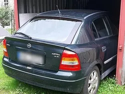 Grün Gebraucht 2000 Opel Astra Limousine | 400 € (Superpreis)
