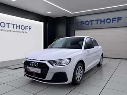 Cortinaweiß Gebraucht 2021 Audi A1 Sportback Design Kleinwagen | 15.950 € (Guter Preis)