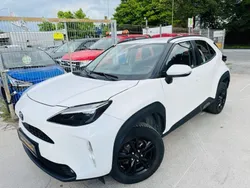 Weiß Gebraucht 2023 Toyota Yaris Cross Play SUV | 18.900 € (Guter Preis)