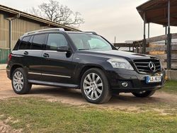 Schwarz Gebraucht 2009 Mercedes GLK320 SUV | 10.499 € (Fairer Preis)