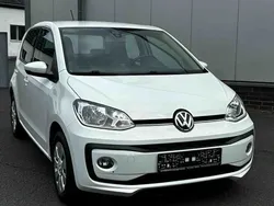 Weiß Gebraucht 2018 VW up! move up! Kleinwagen | 11.500 € (Etwas zu teuer)