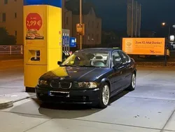 Blau Gebraucht 2001 BMW 320 Sport Line Coupé | 4.500 € (Superpreis)
