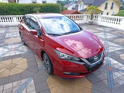 Rot Gebraucht 2020 Nissan Leaf N-Connecta Kleinwagen | 15.000 € (Guter Preis)