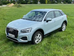 Grau Gebraucht 2021 Audi Q2 Advanced SUV | 18.800 € (Superpreis)