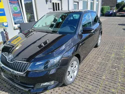 Schwarz Gebraucht 2018 Skoda Fabia Clever Limousine | 12.500 € (Fairer Preis)