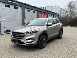 Beige Gebraucht 2017 Hyundai Tucson Advantage SUV | 15.999 € (Fairer Preis)
